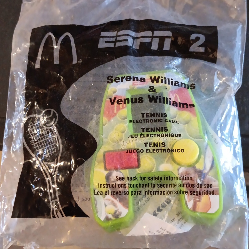SERENA AND VENUS WILLIAMS TENNIS VIDEO GAME